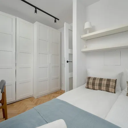 아파트 New Close To The Market Square By Renters 브로츠와프